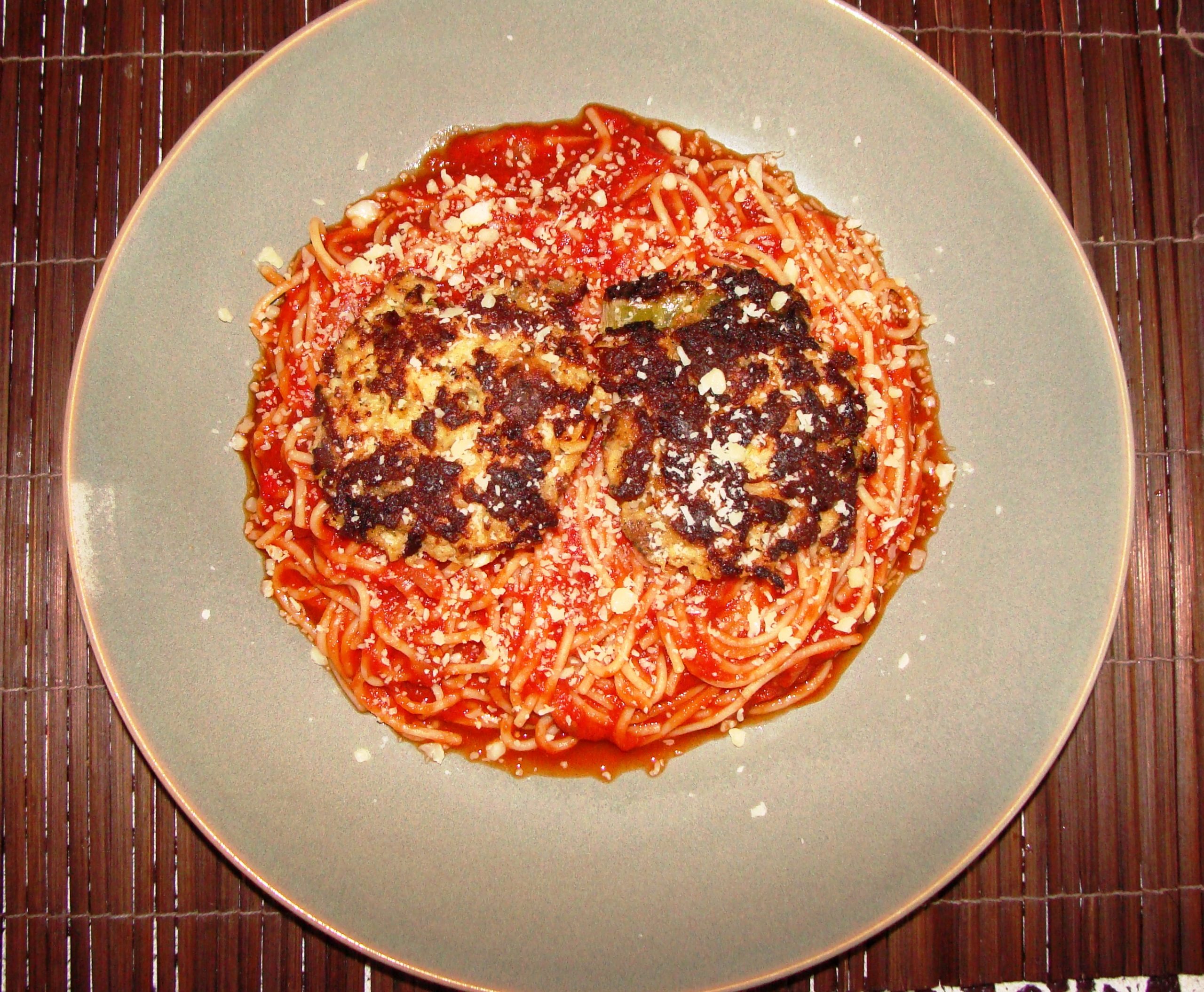 Marinara Sauce Spaghetti with Cheesy Cauliflower Balls - Abstract Fitness